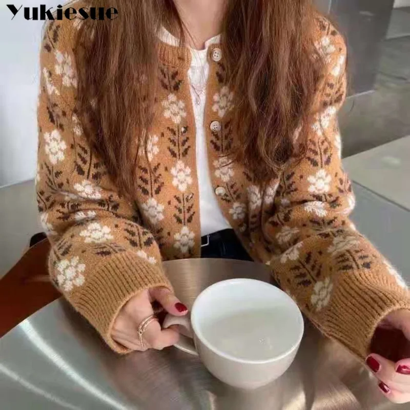 

Women Loose Casual Sweet Retro Sweaters Knitted Tender Temperament Versatile Floral Cardigans O-neck Single Breasted Stylish