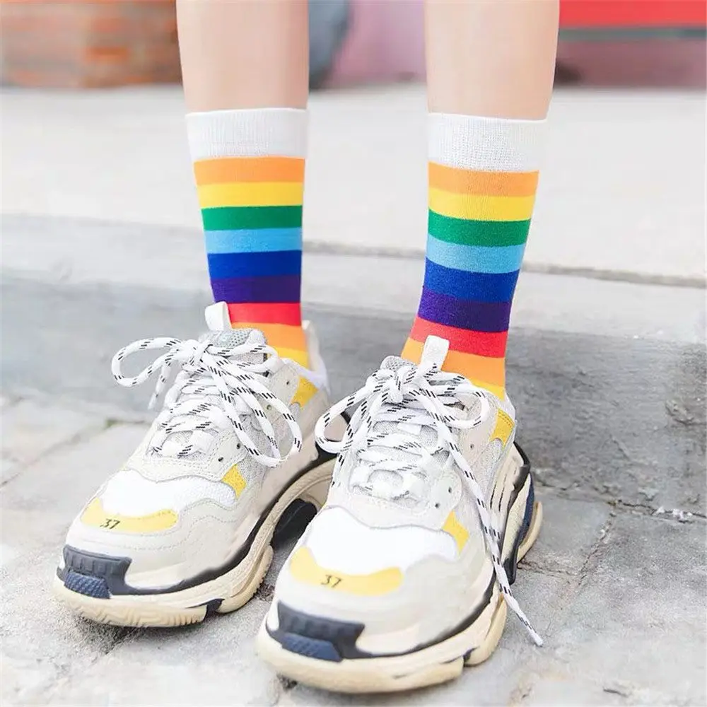 

Женские хлопковые носки, повседневные радужные полосатые длинные носки унисекс, уличные эластичные спортивные Ретро Носки для скейта в стиле Харадзюку