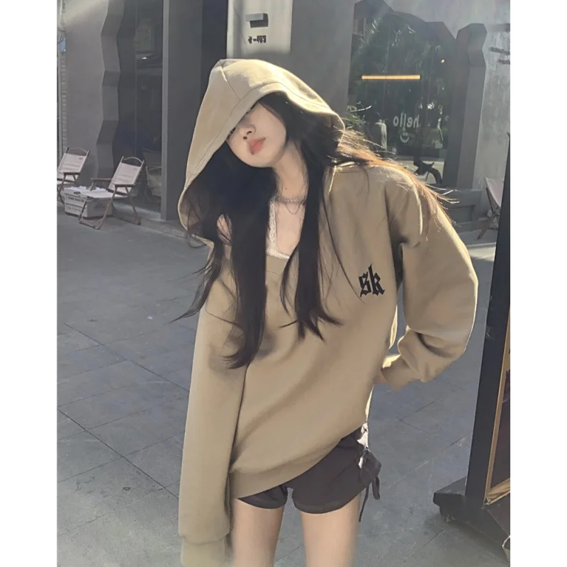 Khaki Women Sweatshirt Letter Hooded Vintage Long Sleeve Korean Fashion Casual Y2K Style Autumn 2023 Female Solid Pullover Tops
Khaki Women Sweatshirt Letter Hooded Vintage Long Sleeve Korean Fashion Casual Y2K Style Autumn 2023 Female Solid Pullover Tops