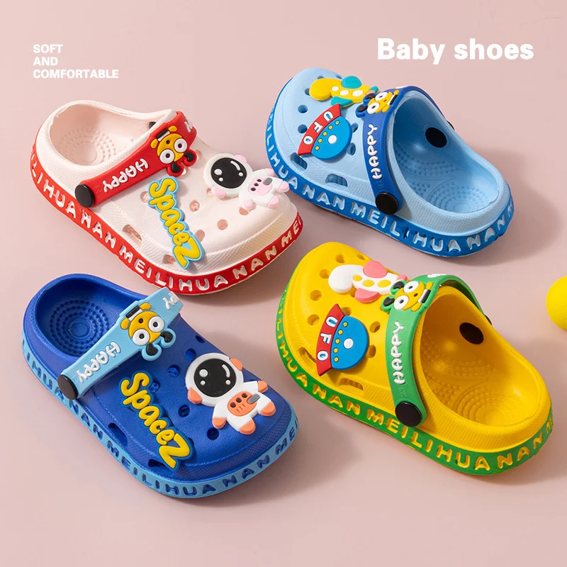 EVA Children's Garden Shoes Boys Girls Light Non-Slip Soft-Soled Hole Shoes Baby Covered Toe Sandals Astronaut UFO Slippers
EVA Children's Garden Shoes Boys Girls Light Non-Slip Soft-Soled Hole Shoes Baby Covered Toe Sandals Astronaut UFO Slippers