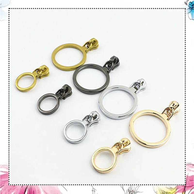 50Pc Big Ring Zipper Puller for 5# Metal Zippers Tape O Ring Colors Decorative Zips Slider Zip Repair Kit DIY Sewing Accessories
50Pc Big Ring Zipper Puller for 5# Metal Zippers Tape O Ring Colors Decorative Zips Slider Zip Repair Kit DIY Sewing Accessories