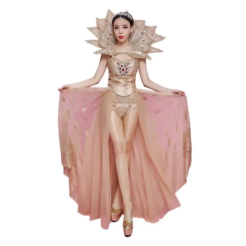 Lady High-end Luxurious Costume Gold Crystals Diamond Bodysuit Modern Dance Show Outfit Dancer Singer Stage Catwalk Dance wear
Lady High-end Luxurious Costume Gold Crystals Diamond Bodysuit Modern Dance Show Outfit Dancer Singer Stage Catwalk Dance wear