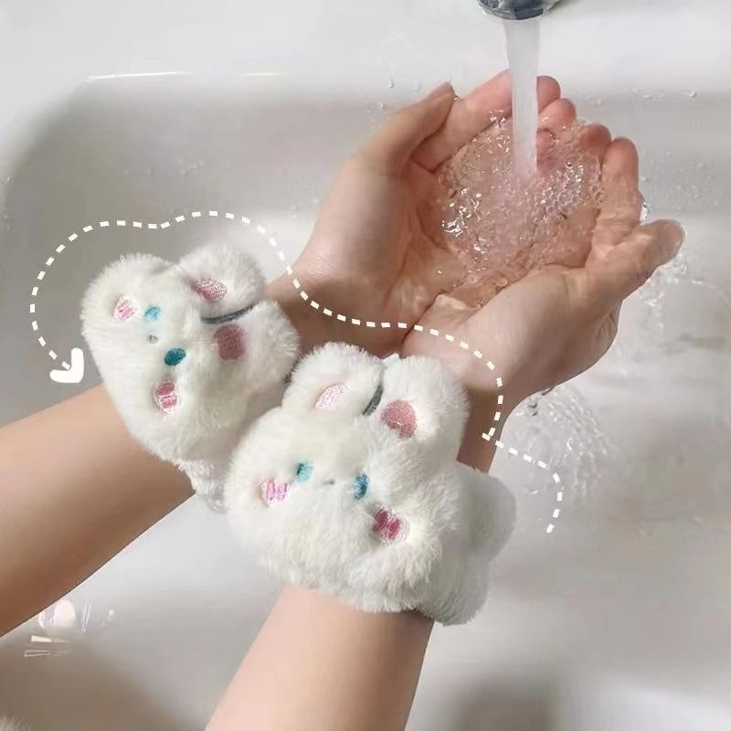 

2Pcs Cute Wristband Yoga Washing Face Soft Flannel Wrist Strap Reusable Makeup Towel Wrist Velvet Towel Girls Elastic Face Wash