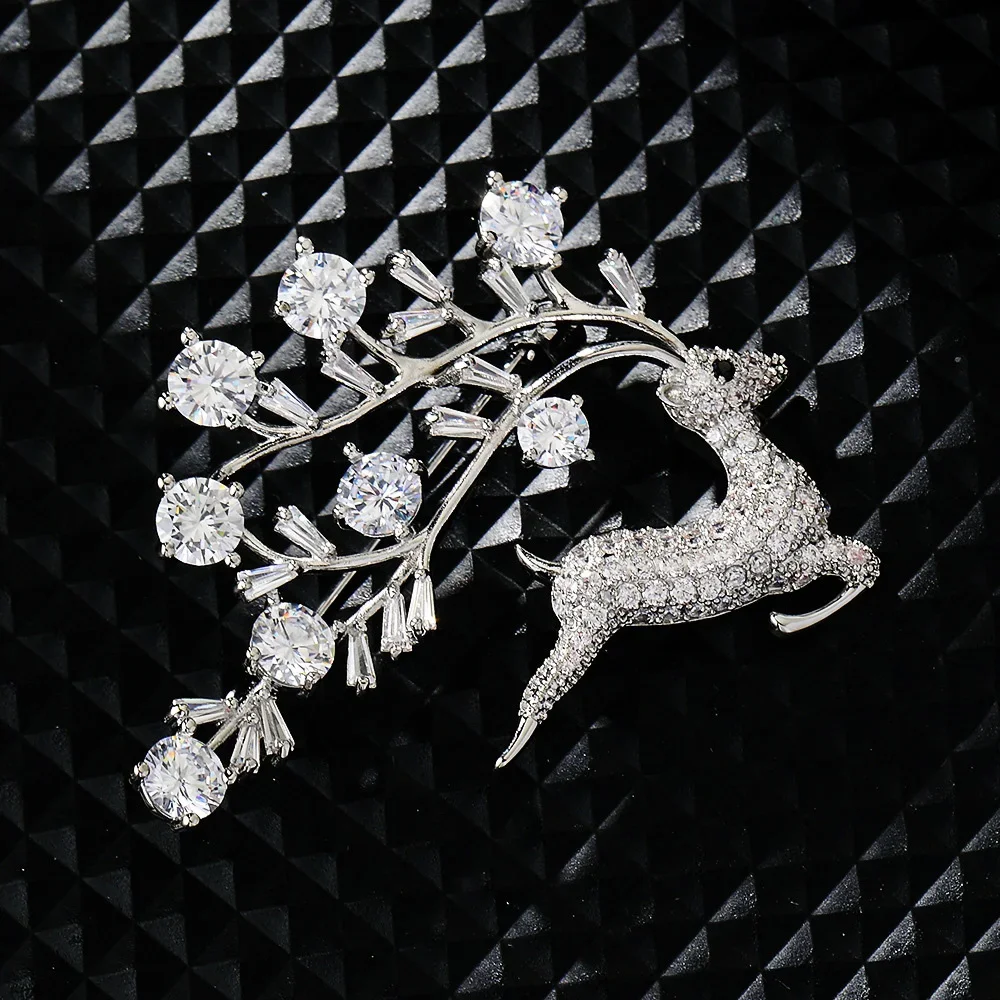 Elegant Rhinestone Lovely Deer Brooches for Women Running Animal Brooch Pins Suit Accessories Exquisite Jewelry Holiday Gifts
Elegant Rhinestone Lovely Deer Brooches for Women Running Animal Brooch Pins Suit Accessories Exquisite Jewelry Holiday Gifts