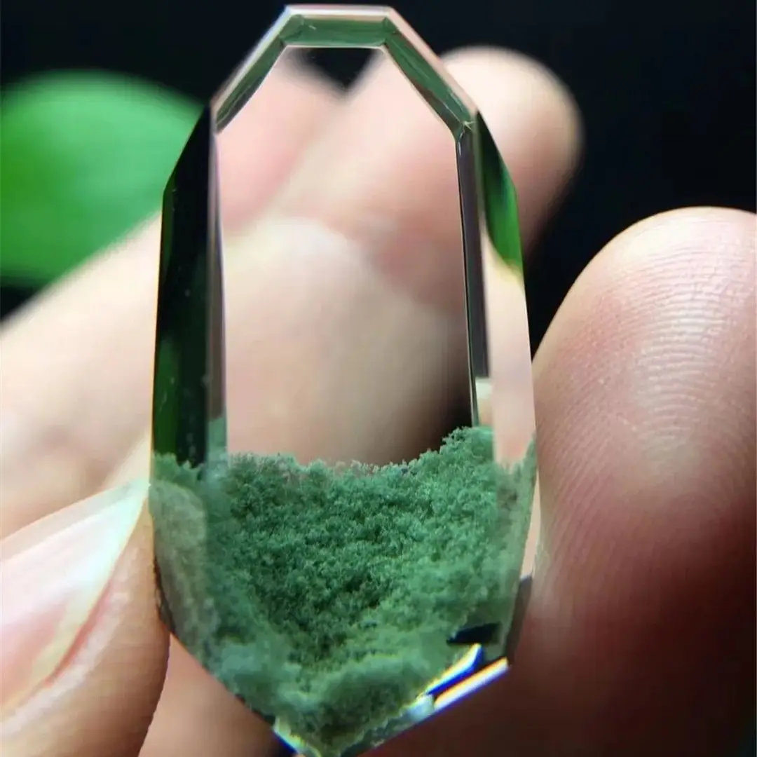 Top Natural Green Phantom Quartz Pendant Jewelry For Women Lady Men Reiki Beauty Luck Gift Clear Crystal 29x16x12mm Beads AAAAA 
Top Natural Green Phantom Quartz Pendant Jewelry For Women Lady Men Reiki Beauty Luck Gift Clear Crystal 29x16x12mm Beads AAAAA