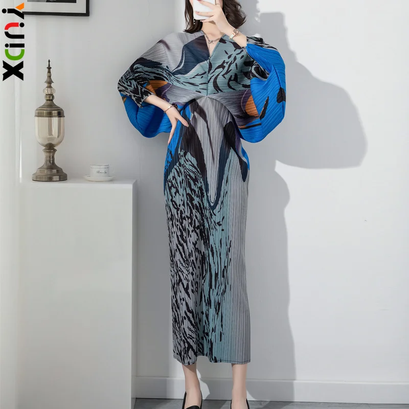 

YUDX Miyake Pleated Dress Trend Printing Batwing Sleeve V-Neck Loose Long Female Elegant Retro Clothing 2024 Spring New Dresses