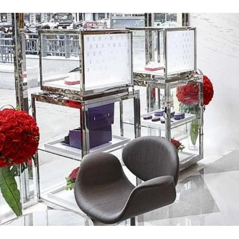 

Custom, glossy silver jewelry tower glass window showcase metal jewelry showcase for shop