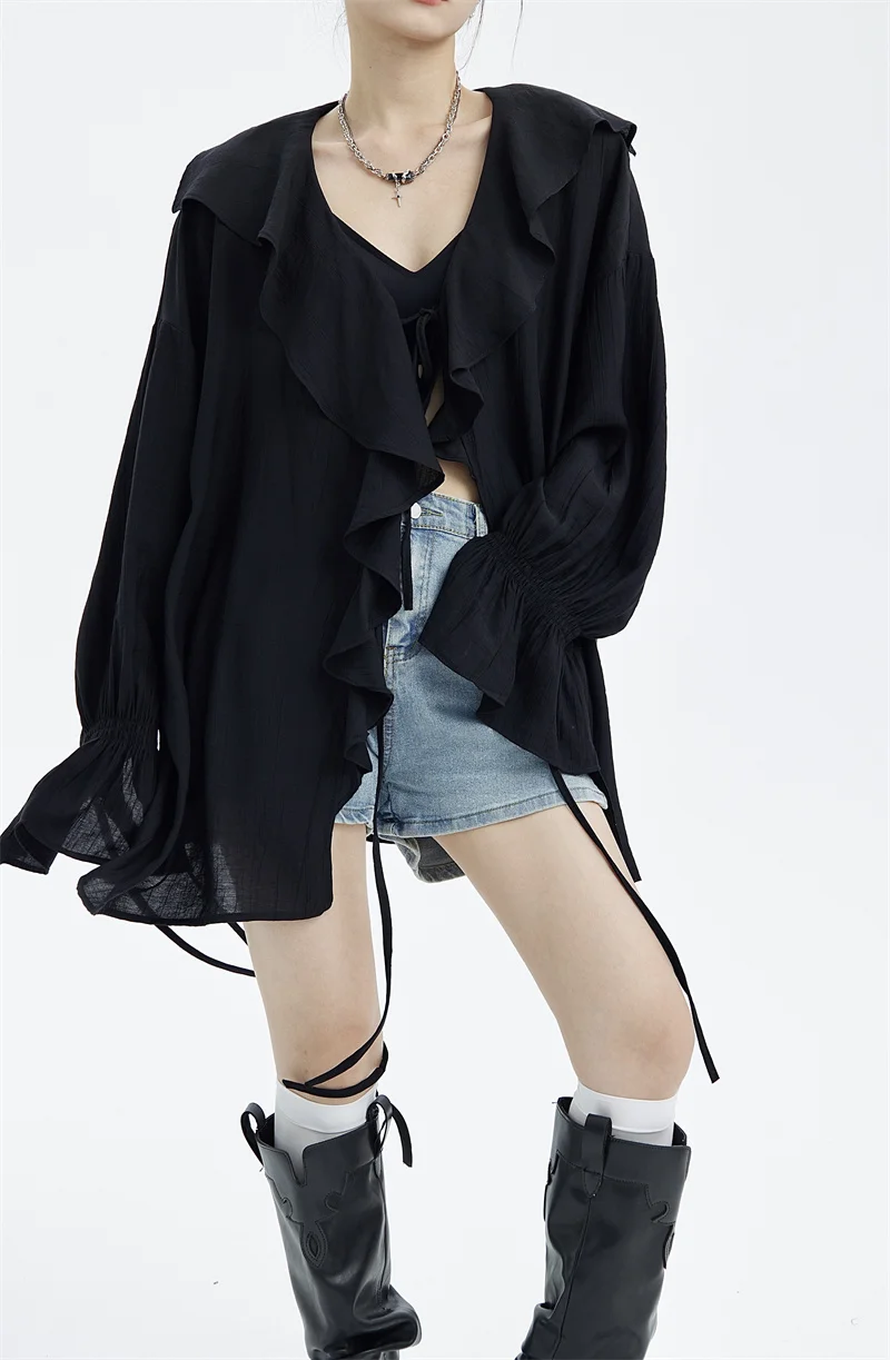 

Big Ruffled V-neck Lace-up Black Loose-Fitting Lightweight Thin Shirt Blouse