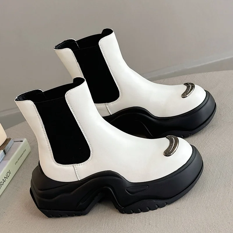 2023 New Casual Back Chelsea Women's Ankle Boots Women's Short Boots Winter Shoes Black Thick Sole Gothic Boots for Women
2023 New Casual Back Chelsea Women's Ankle Boots Women's Short Boots Winter Shoes Black Thick Sole Gothic Boots for Women