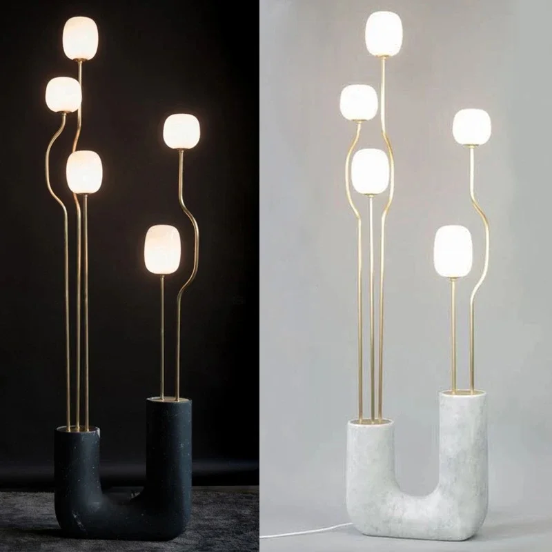 Designer living room floor lamp post-modern simple bedroom villa exhibition hall light luxury fashion hotel standing lamp
Designer living room floor lamp post-modern simple bedroom villa exhibition hall light luxury fashion hotel standing lamp