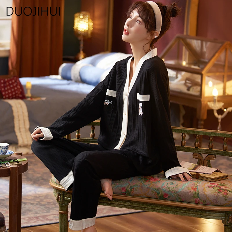 DUOJIHUI Two Piece Basic V-neck Cardigan Chic Printing Female Sleepwear New Casual Simple Pant Fashion Autumn Pajamas for Women
DUOJIHUI Two Piece Basic V-neck Cardigan Chic Printing Female Sleepwear New Casual Simple Pant Fashion Autumn Pajamas for Women