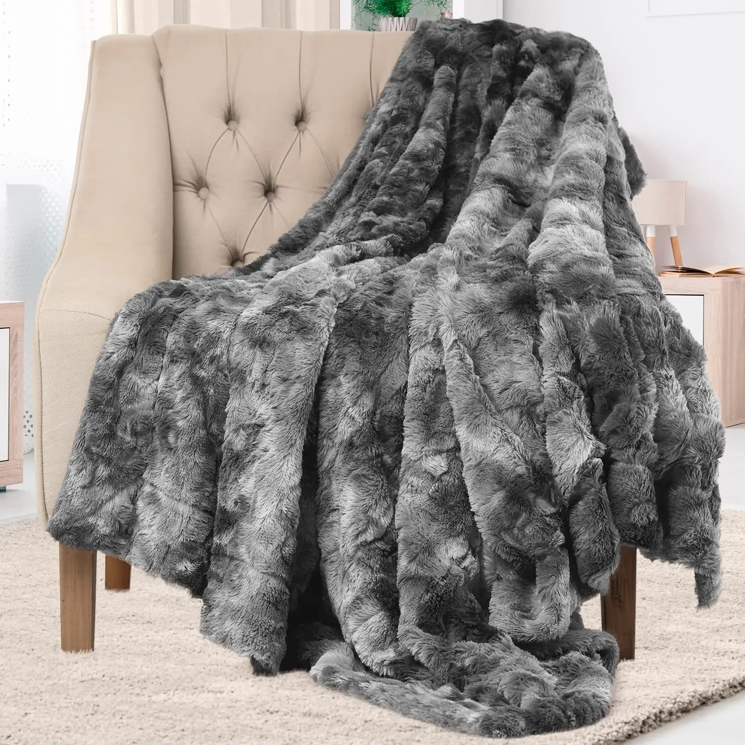 

Fuzzy Blanket for Couch - Grey, Soft and Comfy Sherpa, Plush and Furry Faux Fur, Reversible Throw Blankets for Sofa and Bed