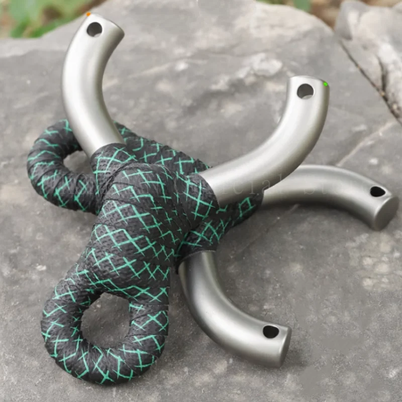 Outdoor high Precision Titanium Hunting Slingshot Powerful Bow Body Flat Leather Belt Competitive Shooting Precision Catapul 
Outdoor high Precision Titanium Hunting Slingshot Powerful Bow Body Flat Leather Belt Competitive Shooting Precision Catapul