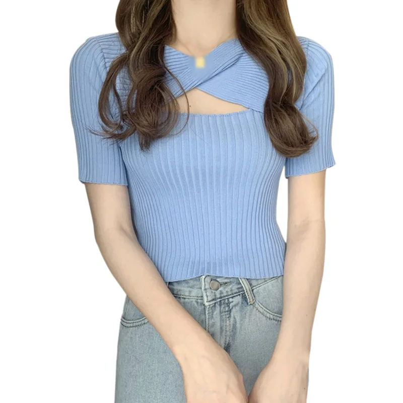 Однотонная облегающая трикотажная футболка в Корейском стиле с коротким рукавом, женские пикантные топы с круглым вырезом и вырезами, подходящие ко всему
Однотонная облегающая трикотажная футболка в Корейском стиле с коротким рукавом, женские пикантные топы с круглым вырезом и вырезами, подходящие ко всему