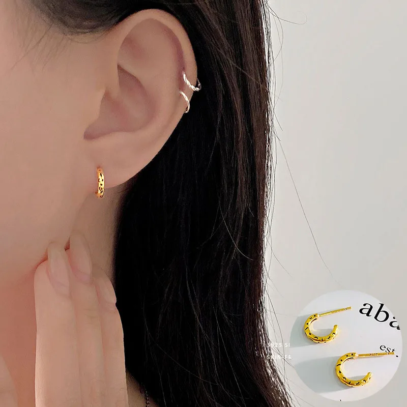 100% 925 Sterling Silver Geometric Earrings for Woman Girl Simple Irregular C-shaped Design Jewelry Party Gift Dropshipping
100% 925 Sterling Silver Geometric Earrings for Woman Girl Simple Irregular C-shaped Design Jewelry Party Gift Dropshipping