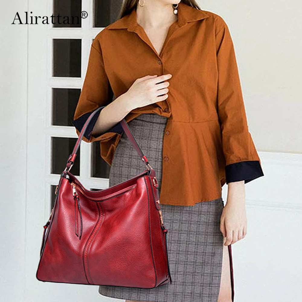 Новые женские сумки из высококачественной искусственной кожи, дизайн 2022, модная повседневная Вместительная женская сумка-мессенджер на одно плечо
Новые женские сумки из высококачественной искусственной кожи, дизайн 2022, модная повседневная Вместительная женская сумка-мессенджер на одно плечо