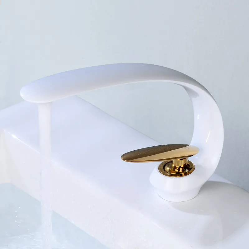 

Белый креативный минималистичный полностью медный смеситель для ванной комнаты для горячей и холодной воды смеситель для умывальника туалета смеситель для воды