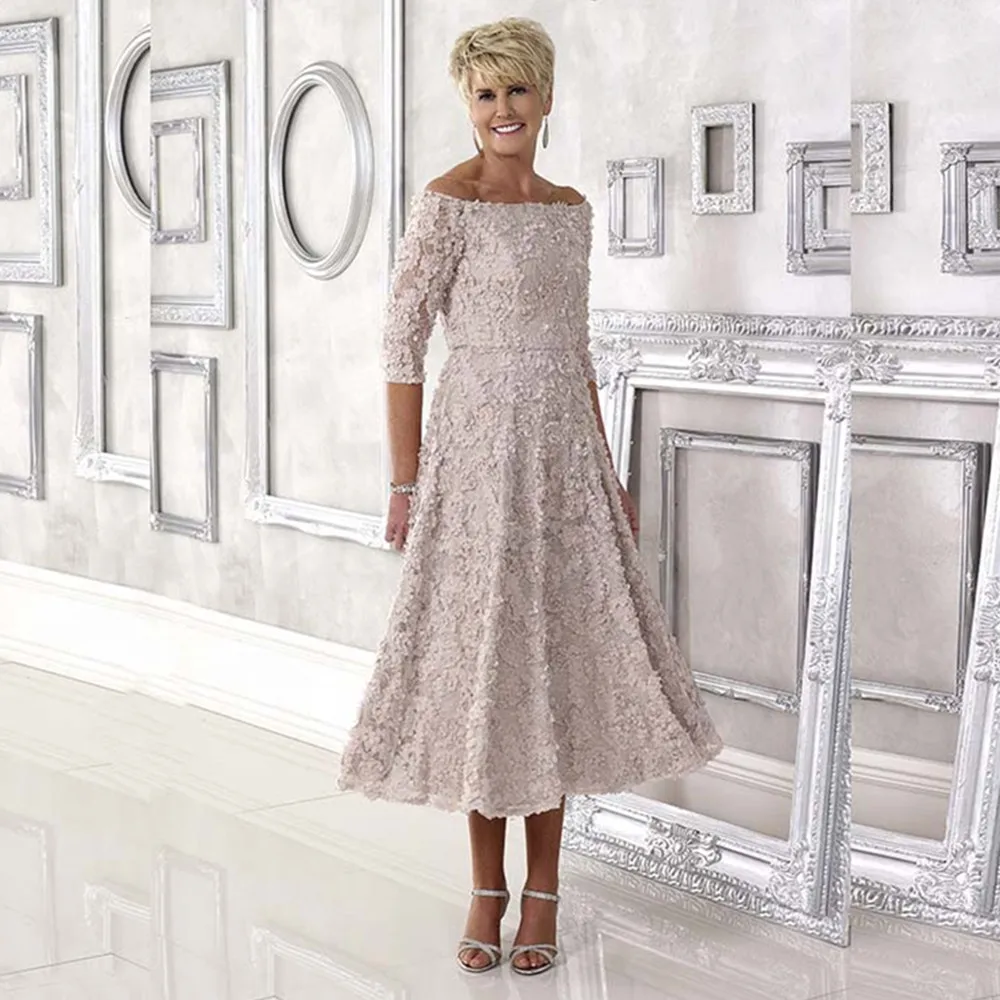 Latest Charming Pale Pink Lace Mother of the Bride Dresses Tea Length with Off Shoulder 3/4 Sleeves Wedding Party Gowns Short
Latest Charming Pale Pink Lace Mother of the Bride Dresses Tea Length with Off Shoulder 3/4 Sleeves Wedding Party Gowns Short