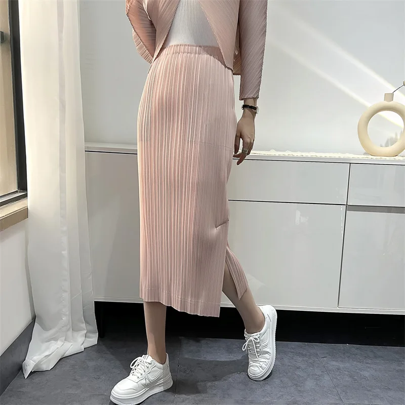 

Miyake Half-body Skirt Side Open Fork High Waist Thin Age Reduction In The Long Section 2023 Summer New Pleated Half Skirt