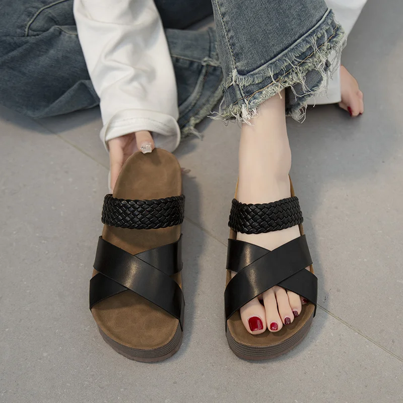 Summer Fashion Men Leather Sandals Outdoor Comfortable Breathable Sports Casual Non-Slip Beach Luxury Sandals 2023
Summer Fashion Men Leather Sandals Outdoor Comfortable Breathable Sports Casual Non-Slip Beach Luxury Sandals 2023