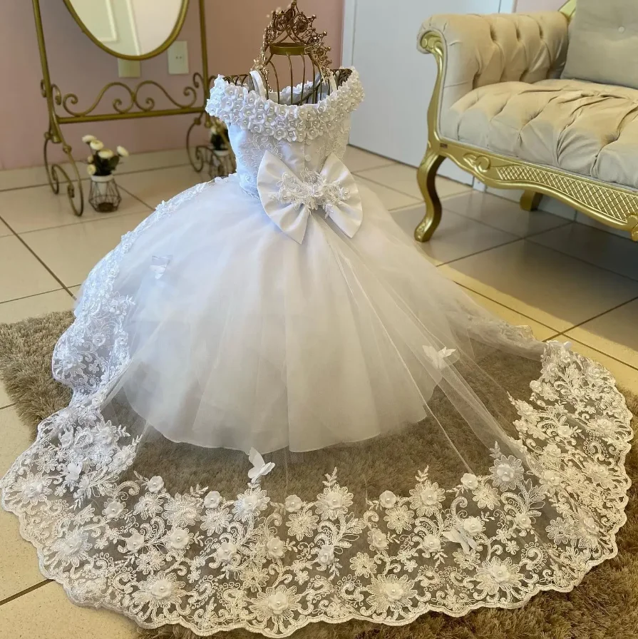 

Flower Girl Dresses for Weddings White Lace Pearls Baby Birthday Princess Dress Pageant Dress Formal Prom Gowns with Long Train