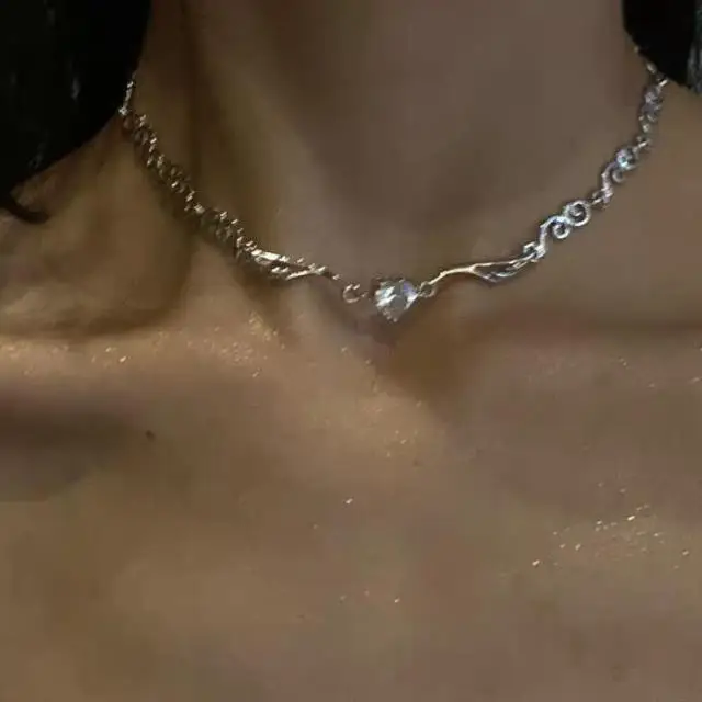 Angel Wings Crystal Zircon Necklace Women's Love Rhinestone Wings Korean Niche Temperament Design Sense
Angel Wings Crystal Zircon Necklace Women's Love Rhinestone Wings Korean Niche Temperament Design Sense
