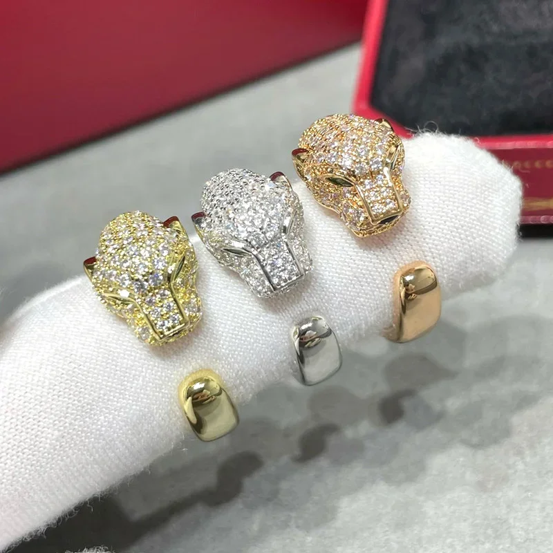 Hot new 925 sterling silver full diamond leopard ring lady personality trend luxury brand jewelry party gift
Hot new 925 sterling silver full diamond leopard ring lady personality trend luxury brand jewelry party gift
