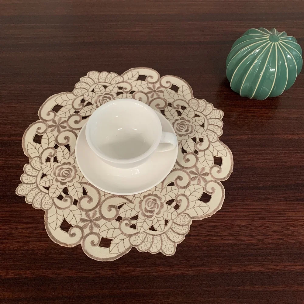Embroidered Hollow Round Fabric Coaster Food Mat Wedding Pad Cloth Drink Placemat Cup Dinner Tea Coaster Glass Doily Kitchen
Embroidered Hollow Round Fabric Coaster Food Mat Wedding Pad Cloth Drink Placemat Cup Dinner Tea Coaster Glass Doily Kitchen
