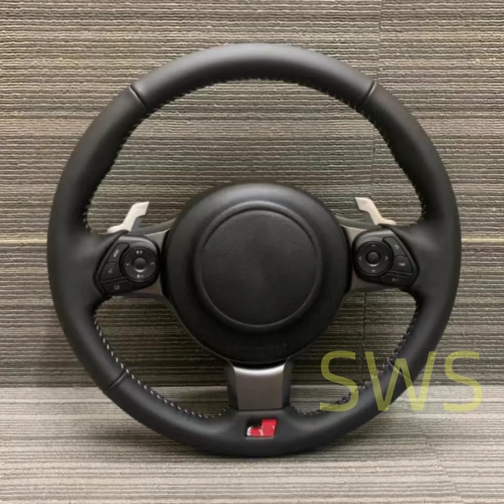 Руль Toyota 86 gr подходит для модернизации и модификации всех моделей Toyota с диаметром 35 сантиметров.
Руль Toyota 86 gr подходит для модернизации и модификации всех моделей Toyota с диаметром 35 сантиметров.