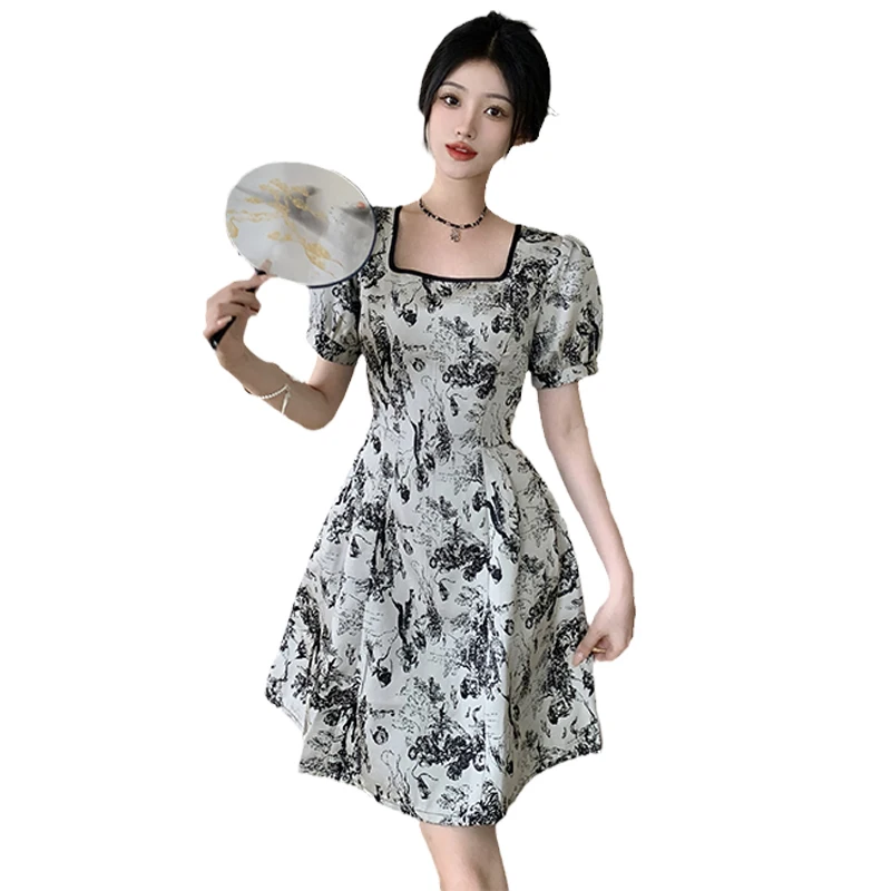 2023 Loose Fitting Summer Dress French Niche Black And White Floral Bubble Sleeve Fashion Versatile Free Shipping
2023 Loose Fitting Summer Dress French Niche Black And White Floral Bubble Sleeve Fashion Versatile Free Shipping