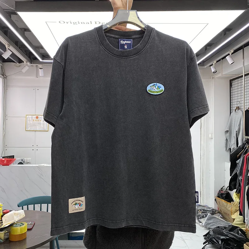 2023 Summer High Street Heavyweight Washing T-shirt Men Women Old Shark Embroidery Logo Loose Hip Hop Short Sleeve T Shirt
2023 Summer High Street Heavyweight Washing T-shirt Men Women Old Shark Embroidery Logo Loose Hip Hop Short Sleeve T Shirt