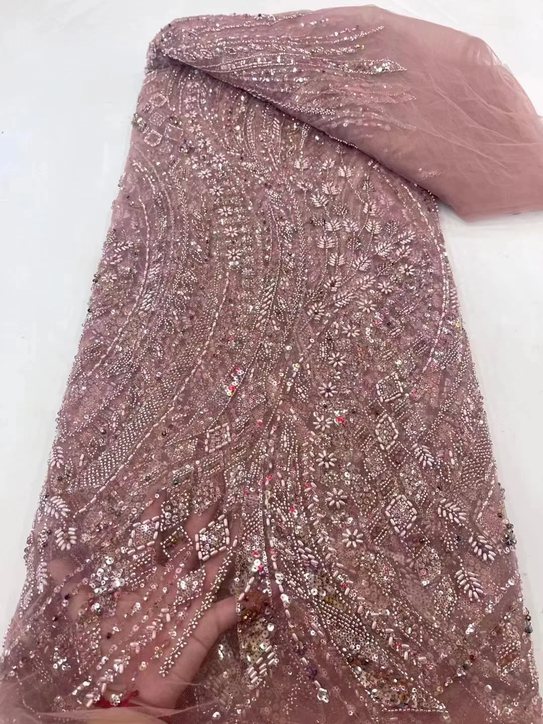 Sequins Mesh Fabric 5 Yards High Quality For Wedding Party Dress Hand Crystal Beads French Net Sequence New Beaded African Tulle
Sequins Mesh Fabric 5 Yards High Quality For Wedding Party Dress Hand Crystal Beads French Net Sequence New Beaded African Tulle