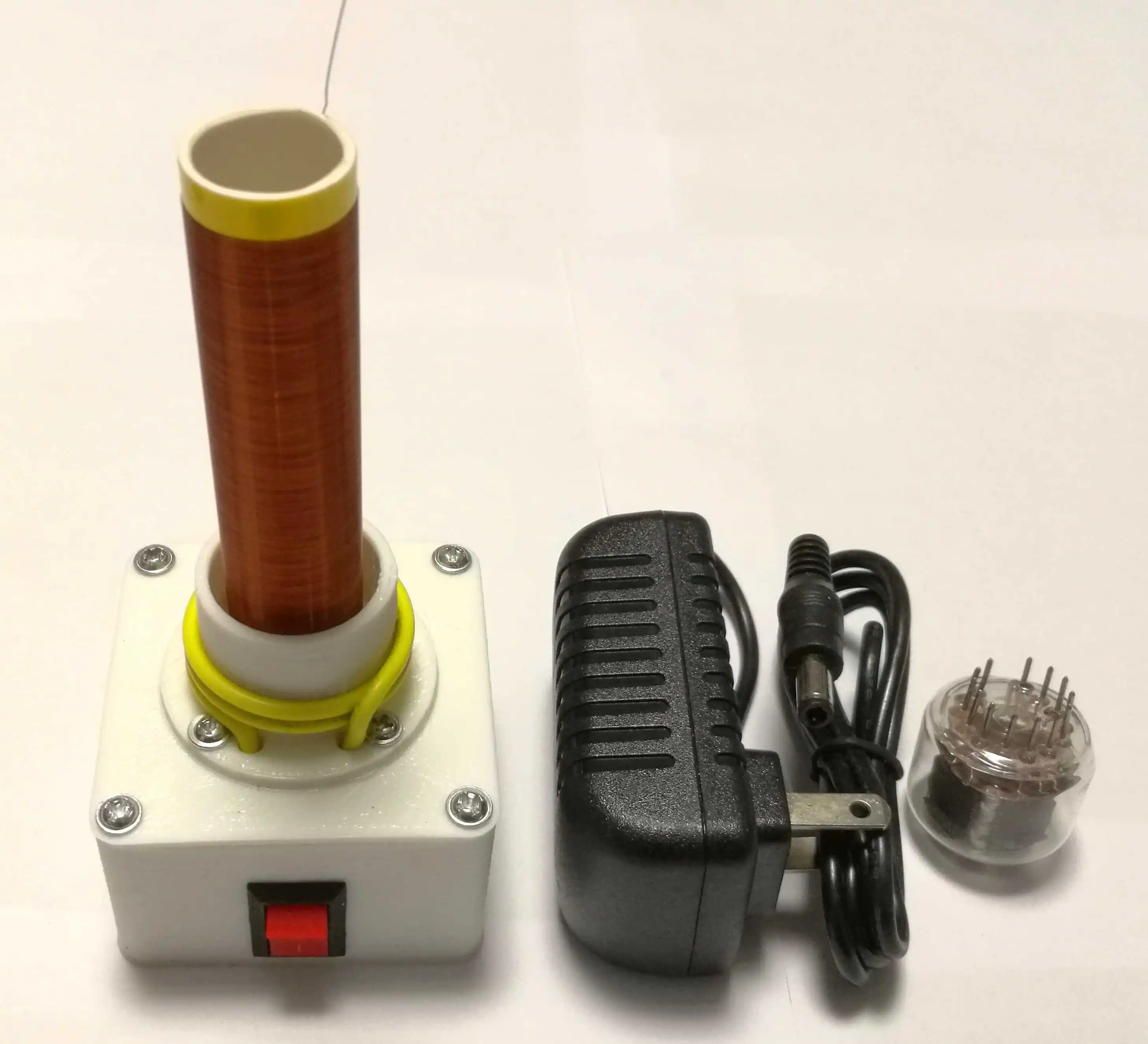 

Single Tube Self-excited Tesla Coil, with Glow Tube and Power Supply, Wireless Lighting CFLS, Lighting Cigarettes