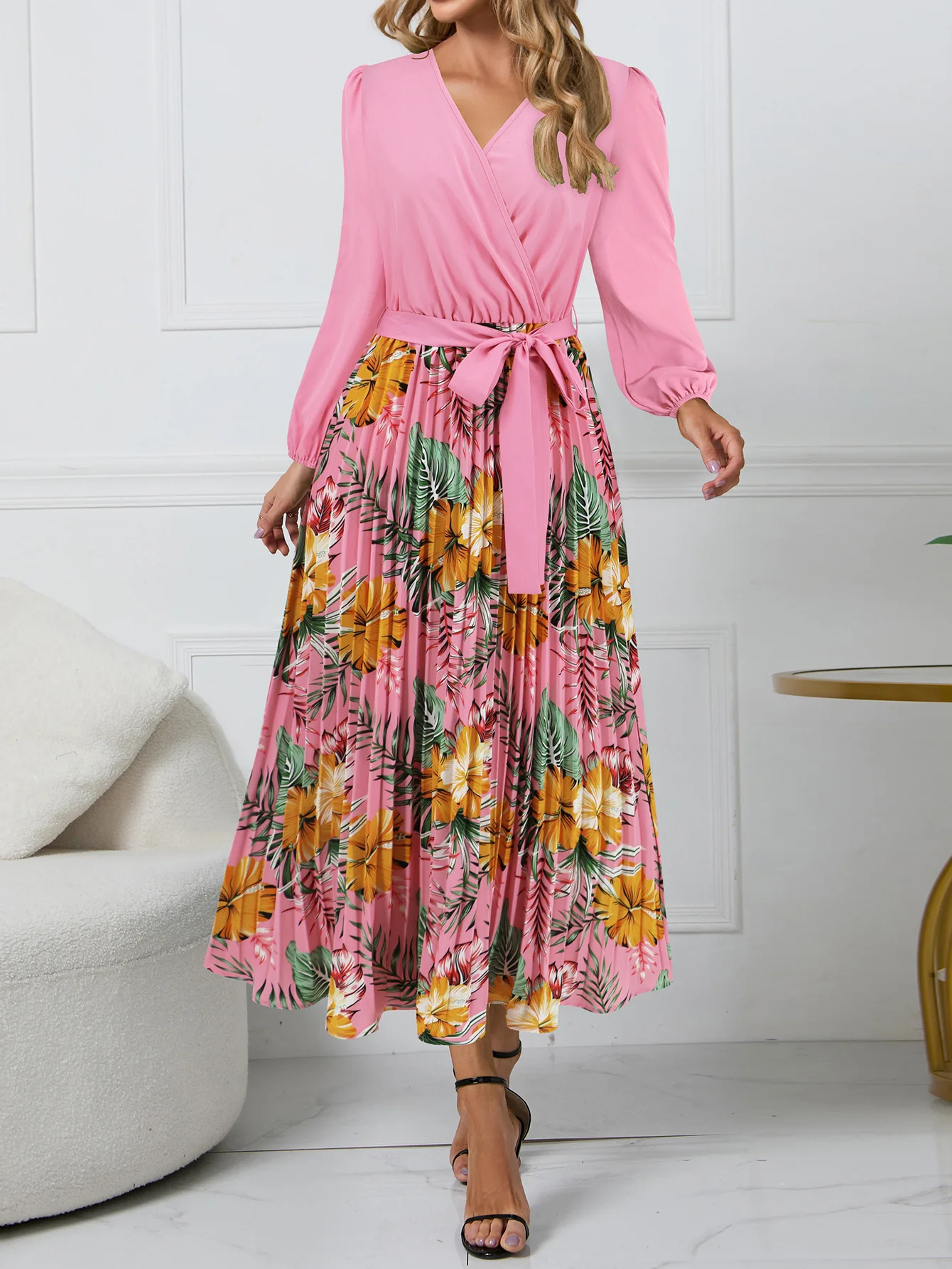 Fashion Contrast Color Stitching Temperament V-neck Long Dresses High Waist Slim Print Long Sleeve European American Dress Women
Fashion Contrast Color Stitching Temperament V-neck Long Dresses High Waist Slim Print Long Sleeve European American Dress Women