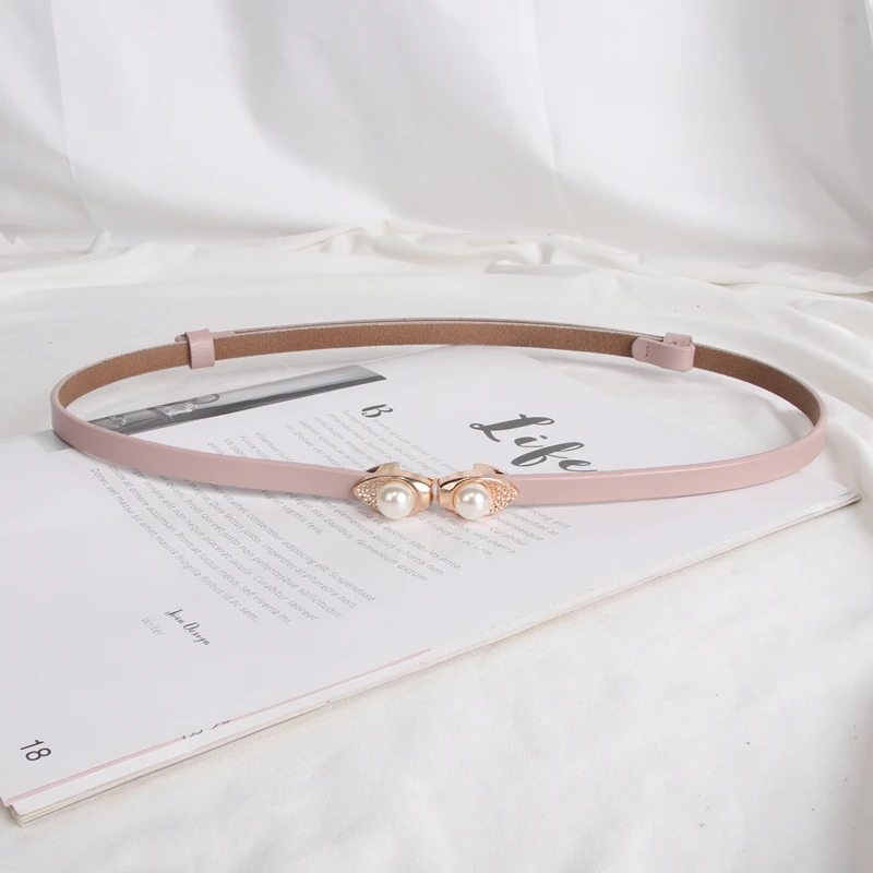 Creative Pearl Design Buckle Luxury Brand Narrow Belt Woman Fashion Leather Thin Belts for Sweater Coat Ladies Dresses Waistband
Creative Pearl Design Buckle Luxury Brand Narrow Belt Woman Fashion Leather Thin Belts for Sweater Coat Ladies Dresses Waistband