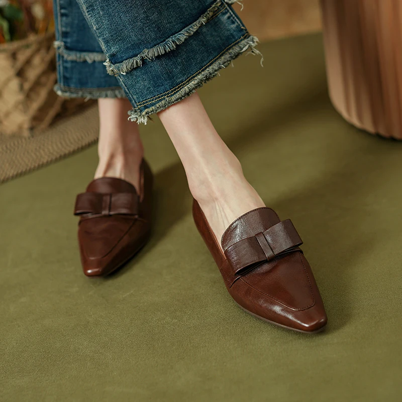 

Casual Loafers Women Slip-On Soft Cowhide Flats Cozy Pointed Toe Simple Shoes Retro Mules Bowtie Flats Women Basic Loafer
