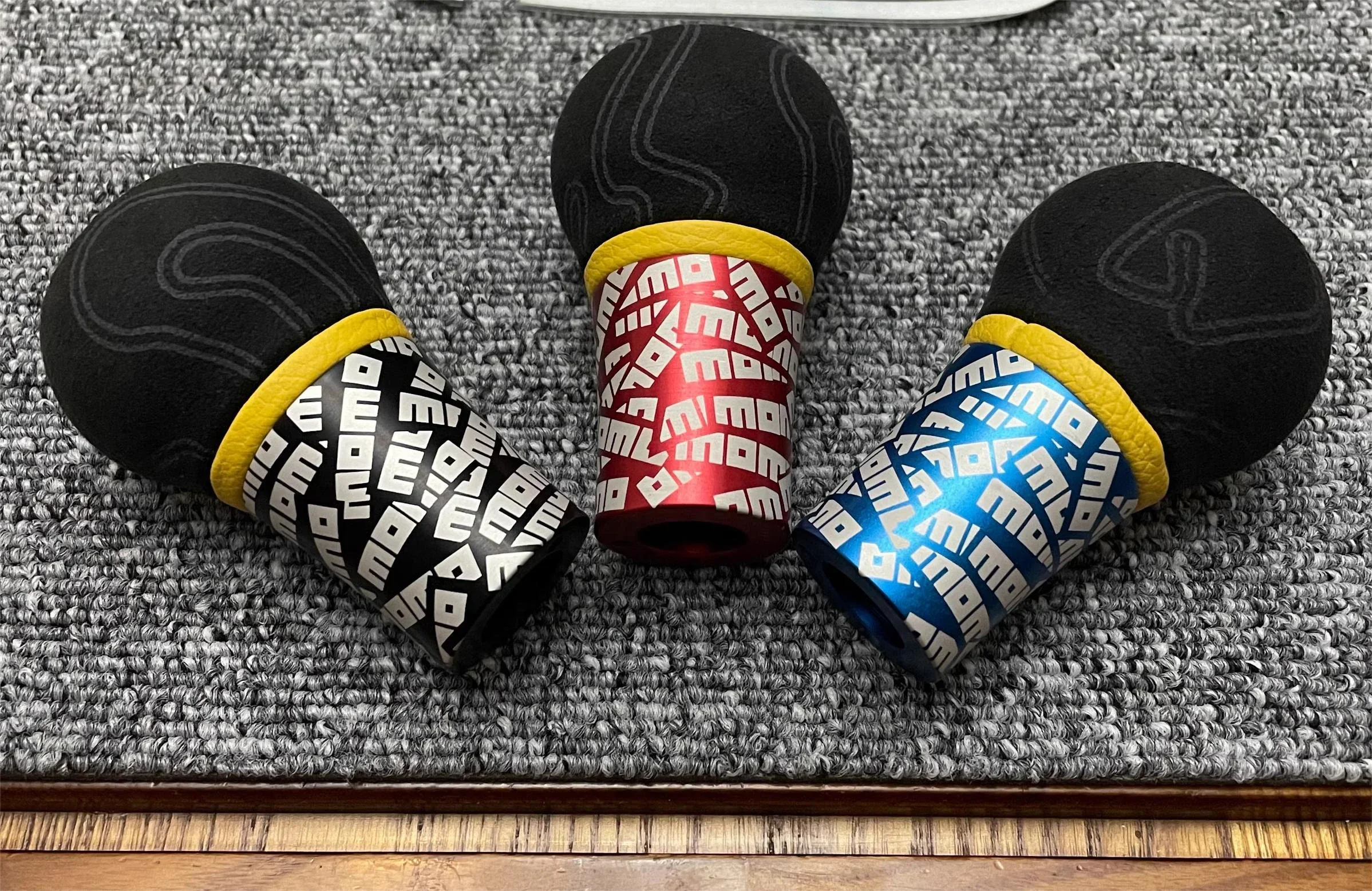 momo Ultra Graffiti Suede Leather Gear Shift Knob Aluminum Manual Transmission Stick Shifter Lever for Universal Car
momo Ultra Graffiti Suede Leather Gear Shift Knob Aluminum Manual Transmission Stick Shifter Lever for Universal Car