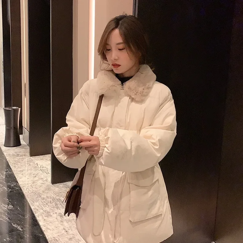 Winter Down Jacket Mid-length Big Fur Collar Padded Women Jacket Women Parkas Warm Jacket Ladies Outwear Winter Jacket for Women
Winter Down Jacket Mid-length Big Fur Collar Padded Women Jacket Women Parkas Warm Jacket Ladies Outwear Winter Jacket for Women