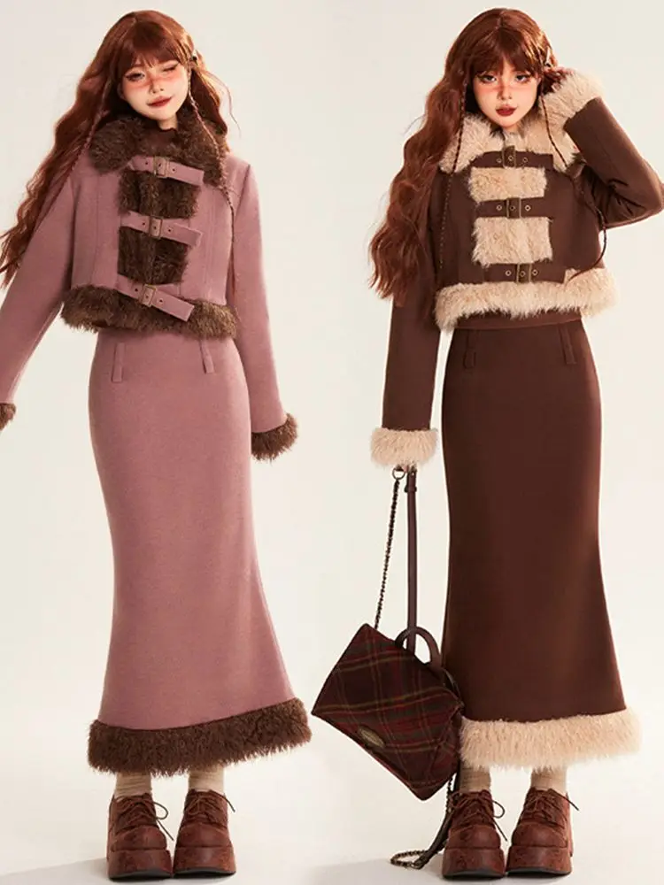 Autumn and Winter 2023 New Stitching Women's Woolen Suit Fur Collar Coat Skirt Warm Niche Suit Jacket Long Skirt Two-piece Set
Autumn and Winter 2023 New Stitching Women's Woolen Suit Fur Collar Coat Skirt Warm Niche Suit Jacket Long Skirt Two-piece Set