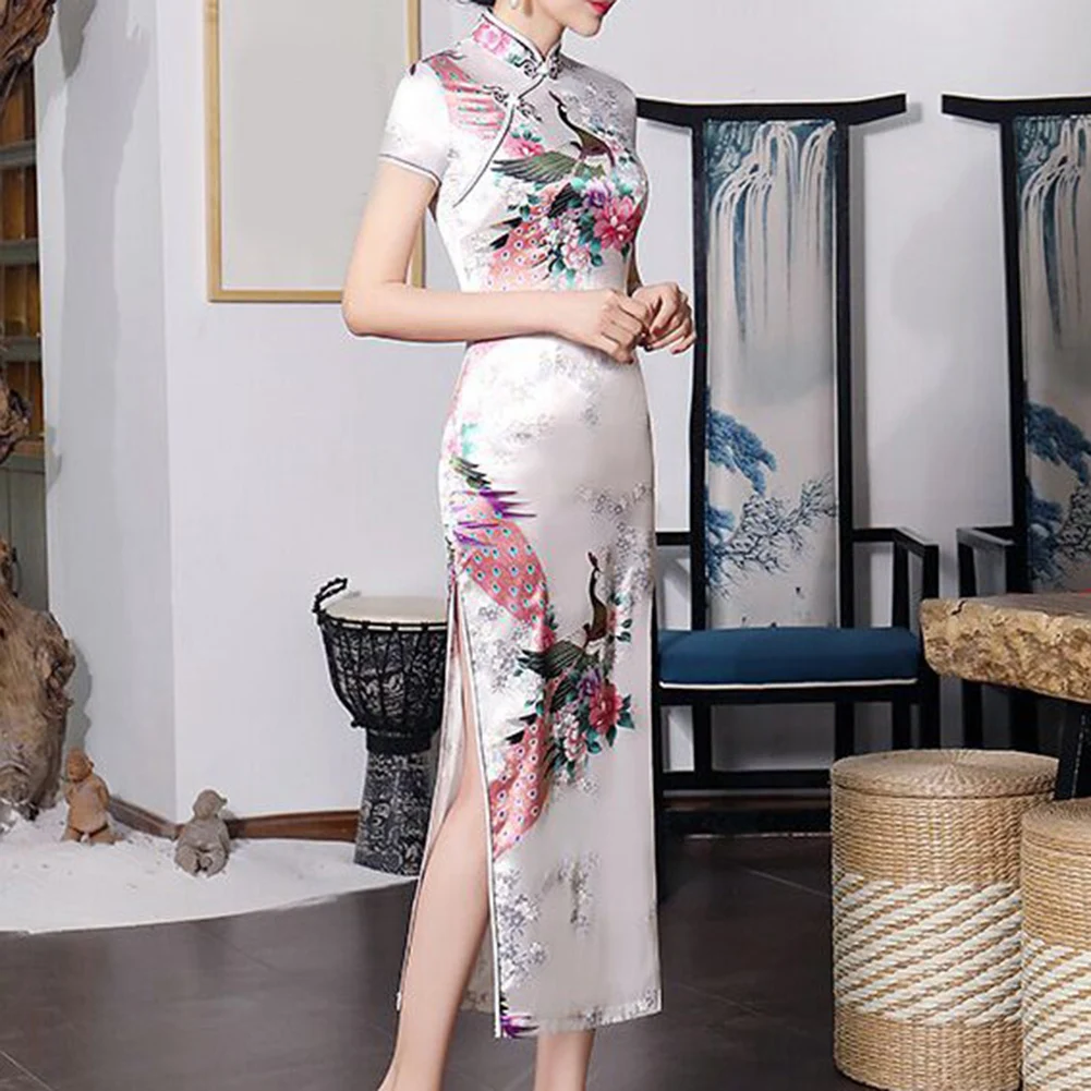 New Vintage Women's Printed Dress New Year Chinese Style Short Sleeve Stand Collar Long Cheongsam Lady QiPao Dresses
New Vintage Women's Printed Dress New Year Chinese Style Short Sleeve Stand Collar Long Cheongsam Lady QiPao Dresses