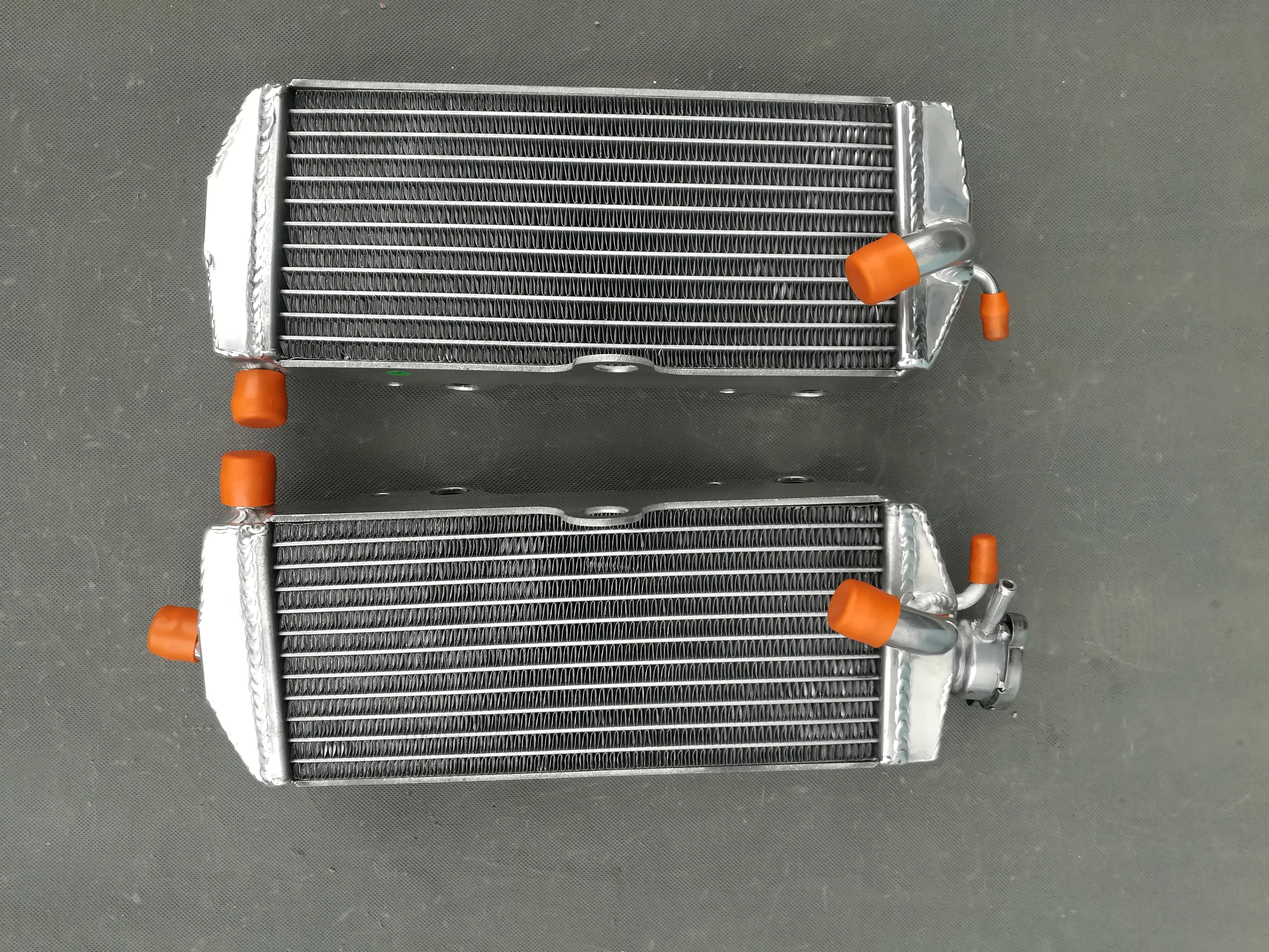For 2008-2014 TM Racing EN 125/144/250/300 Aluminum Radiator Cooler Cooling Coolant 2008 2009 2010 2011 2012 2013 2014
For 2008-2014 TM Racing EN 125/144/250/300 Aluminum Radiator Cooler Cooling Coolant 2008 2009 2010 2011 2012 2013 2014