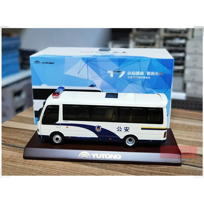 YuTong 1/32 For T7 Bus Diecast Bus Coach Models Kids Toys Gifts Collection Display Gold/Police/Red fire engine/70th anniversary
YuTong 1/32 For T7 Bus Diecast Bus Coach Models Kids Toys Gifts Collection Display Gold/Police/Red fire engine/70th anniversary