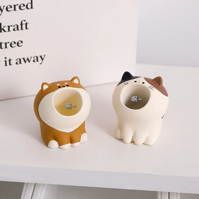 

Настольные украшения в японском стиле, держатель для ручек в виде кошки с открытым кончиком, студенческие принадлежности, коробка для хранения кистей для макияжа и помады