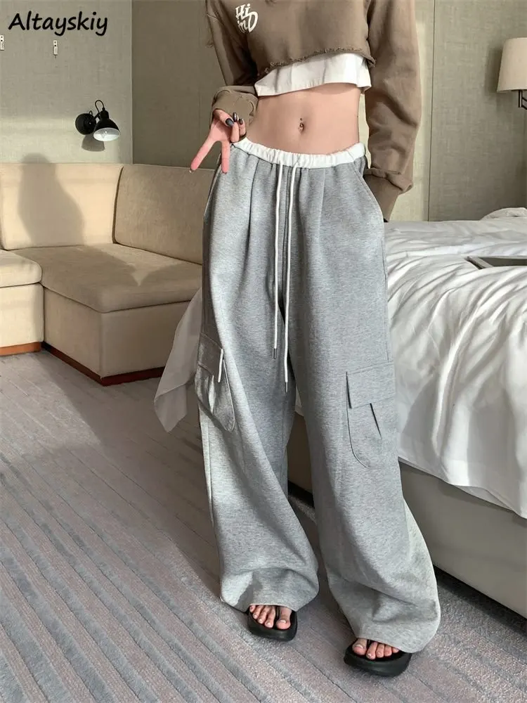 Wide Leg Pants Women American Style Harajuku Vintage Summer Teens Streetwear Pantalones College Baggy Mid-waist Design Workout
Wide Leg Pants Women American Style Harajuku Vintage Summer Teens Streetwear Pantalones College Baggy Mid-waist Design Workout
