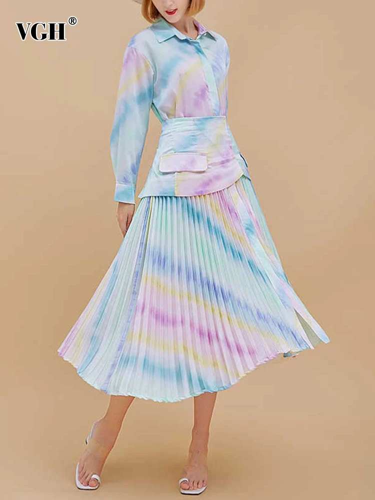 VGH Temperament Tie Dye Dress For Women Lapel Long Sleeve High Waist Pleated Midi Dresses Female 2022 Spring Fashion Clothes New
VGH Temperament Tie Dye Dress For Women Lapel Long Sleeve High Waist Pleated Midi Dresses Female 2022 Spring Fashion Clothes New