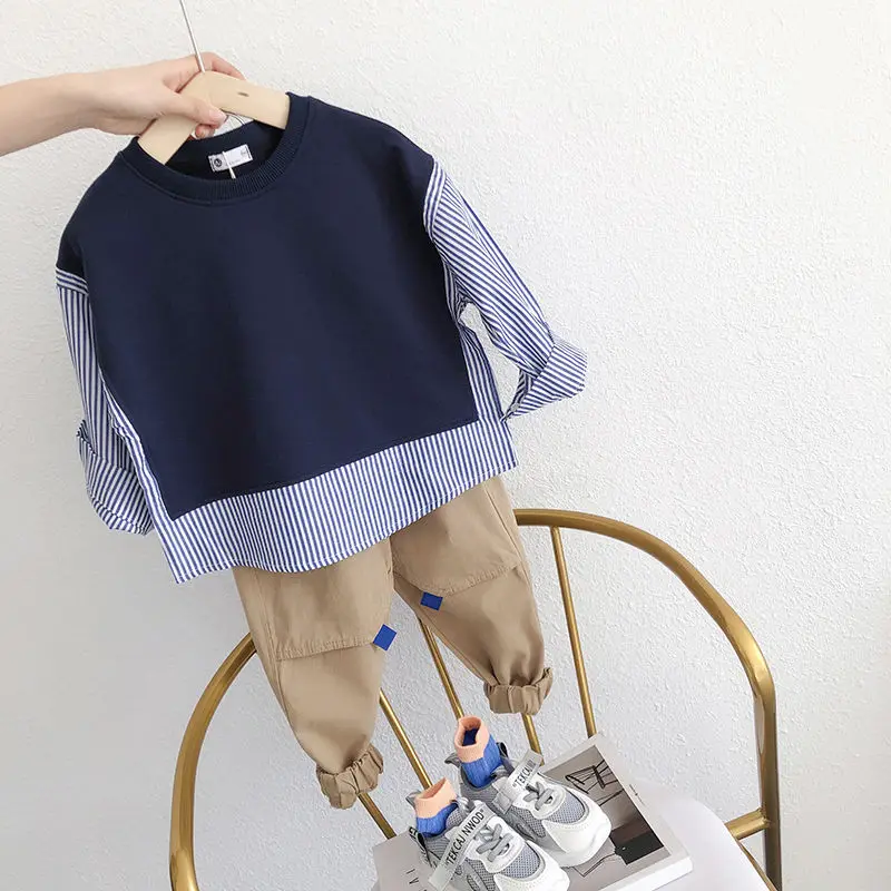 

Boys' Long sleeved T-shirt 2023 Spring and Autumn New Children's Top Baby Splice Pure Cotton Korean Edition Sweater Fashionable