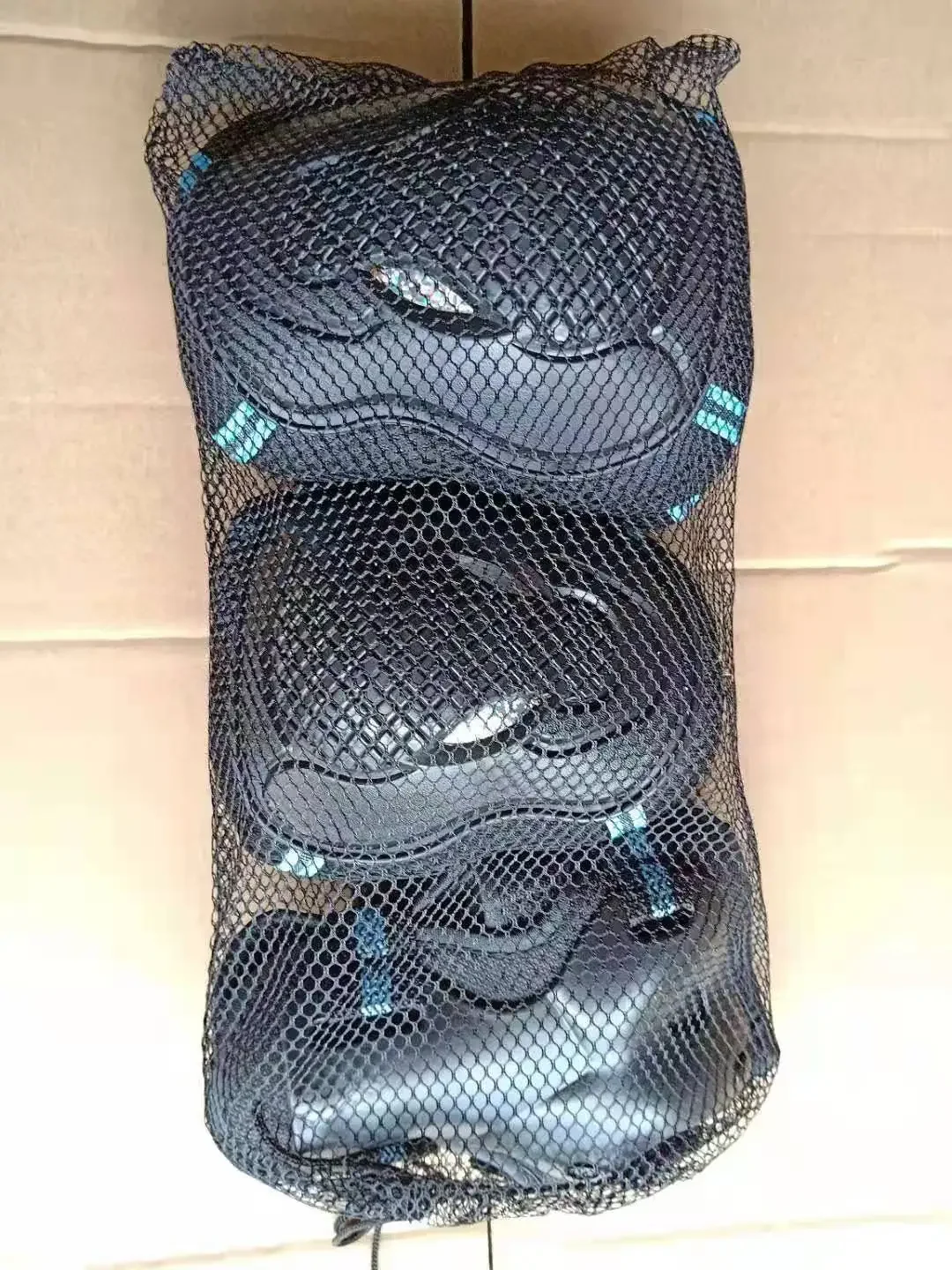 6Pcs/Set Elbow Knee Pads Skating Protector Skateboard Bicycle Sports Protective Gear Riding Roller Wrist Guard Kids Adults BMX 28 S56652fbb69e34eaf92c060d4212c23faj