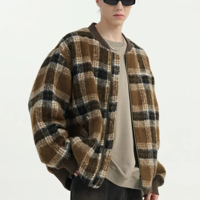 American Preppy Retro Soft Woolen Coat Warm Winter Plaid Woolen Cloth Jackets Men Women Loose Sports Baseball Overcoats Harajuku
American Preppy Retro Soft Woolen Coat Warm Winter Plaid Woolen Cloth Jackets Men Women Loose Sports Baseball Overcoats Harajuku
