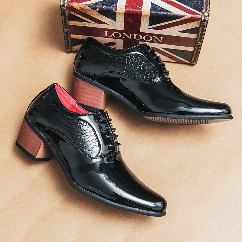 High-heeled Pointed Men Shoes Fashion Lace-up PU Stitching Solid Color Business Casual Shoes Breathable Hairstylist Shoes
High-heeled Pointed Men Shoes Fashion Lace-up PU Stitching Solid Color Business Casual Shoes Breathable Hairstylist Shoes