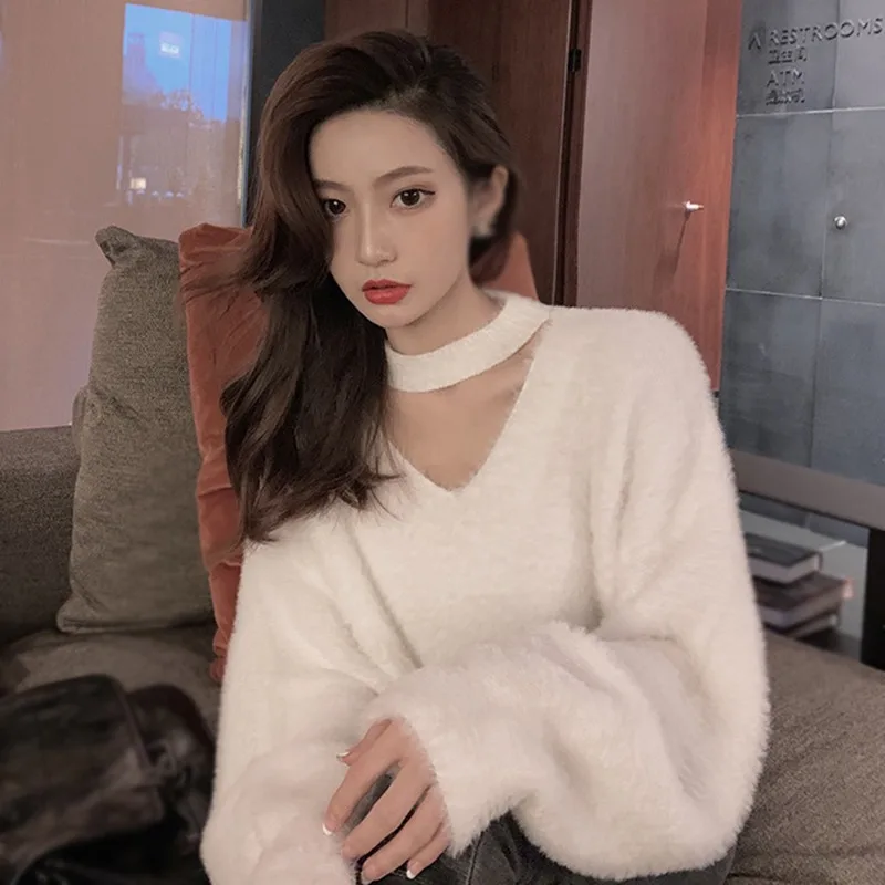 Women's Sweater Pullover V-neck Worn Outside Imitated Mink Fur Hanging Neck Pullovers Jumpers Clothing
Women's Sweater Pullover V-neck Worn Outside Imitated Mink Fur Hanging Neck Pullovers Jumpers Clothing